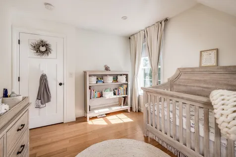 4 Squire Way Exeter NH 03833