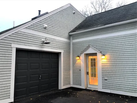 157 Main Street Kingston NH 03848