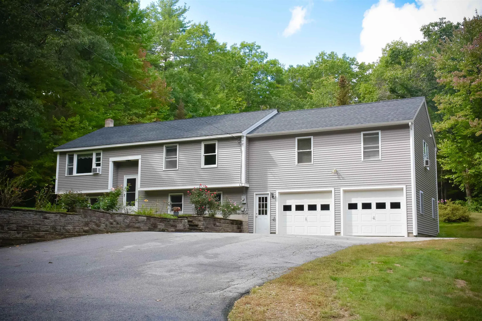 22 Vaughn Road Bow NH 03304