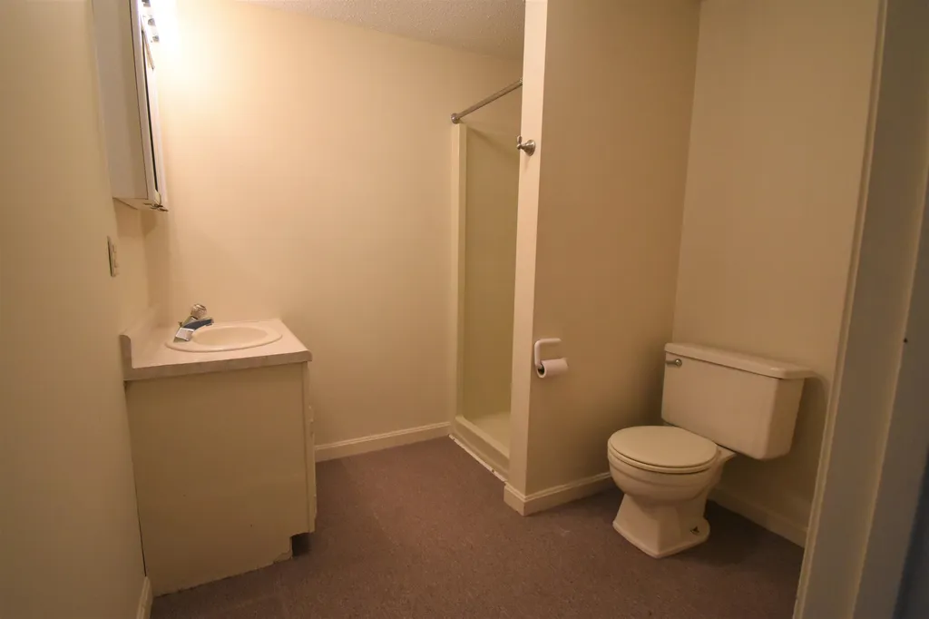 17 Poplin Drive Fremont NH 03044