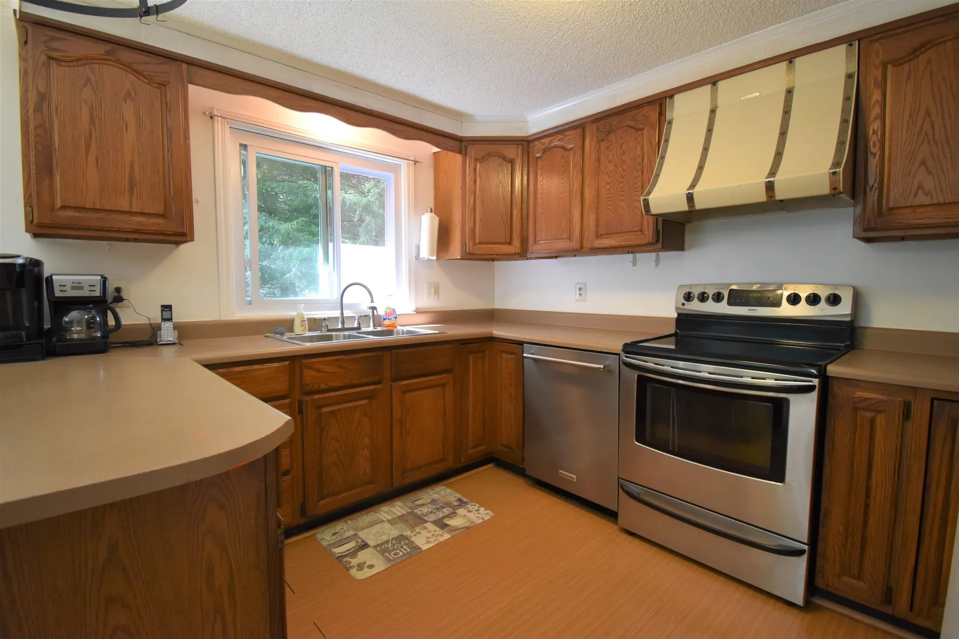 17 Poplin Drive Fremont NH 03044