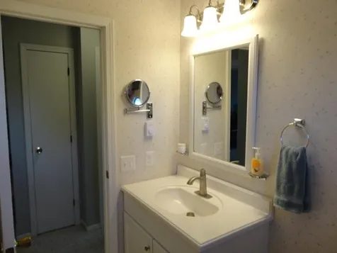 50 Twin Oaks Terrace South Burlington VT 05403