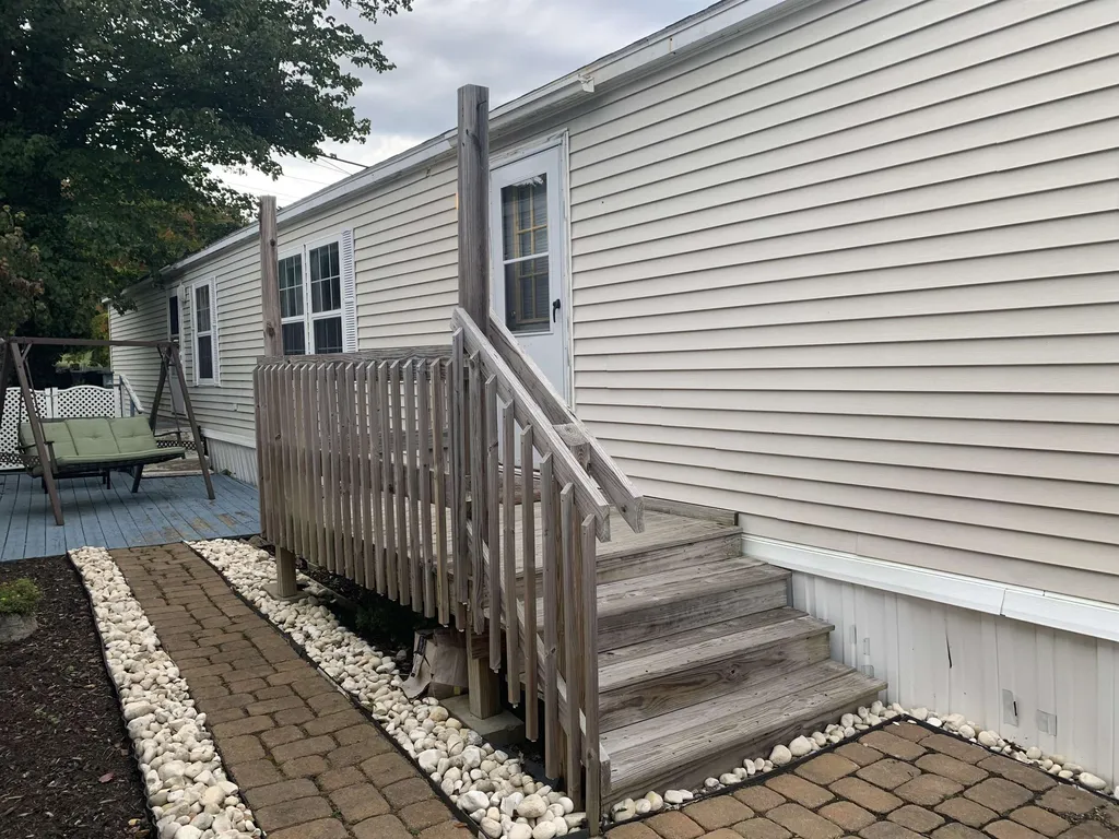48 Adams Park Rye NH 03870