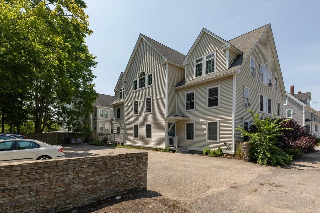 46 Columbia Street Portsmouth NH 03801