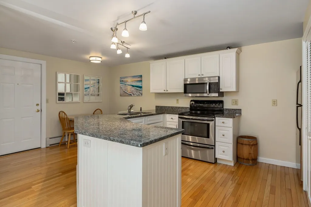 46 Columbia Street Portsmouth NH 03801