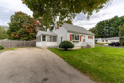 52 Spruce Lane Dover NH 03820