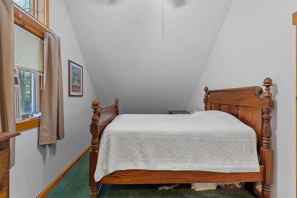 331 Hemlock Drive Gilmanton NH 03237