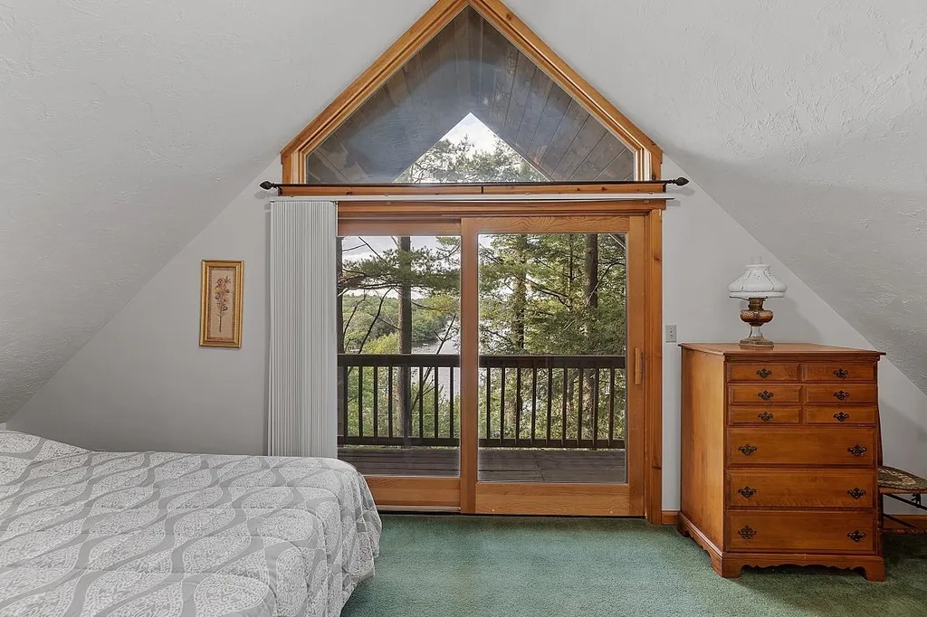331 Hemlock Drive Gilmanton NH 03237