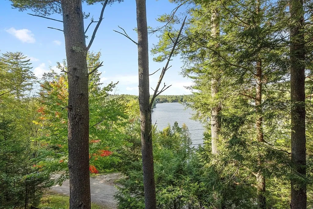 331 Hemlock Drive Gilmanton NH 03237