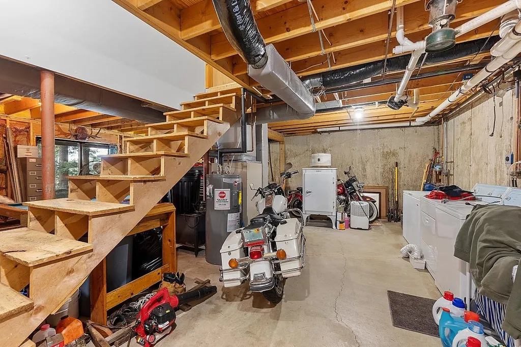 331 Hemlock Drive Gilmanton NH 03237