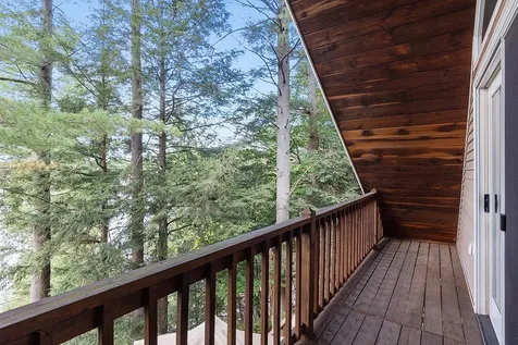 331 Hemlock Drive Gilmanton NH 03237