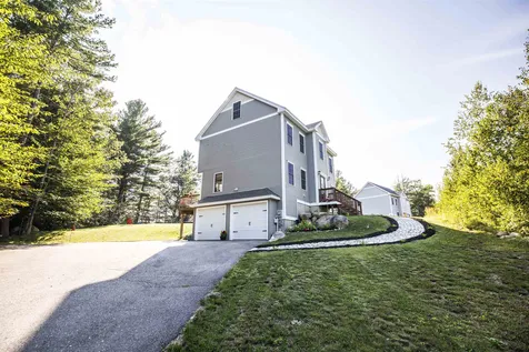 7 Mill Pond Road Northwood NH 03261