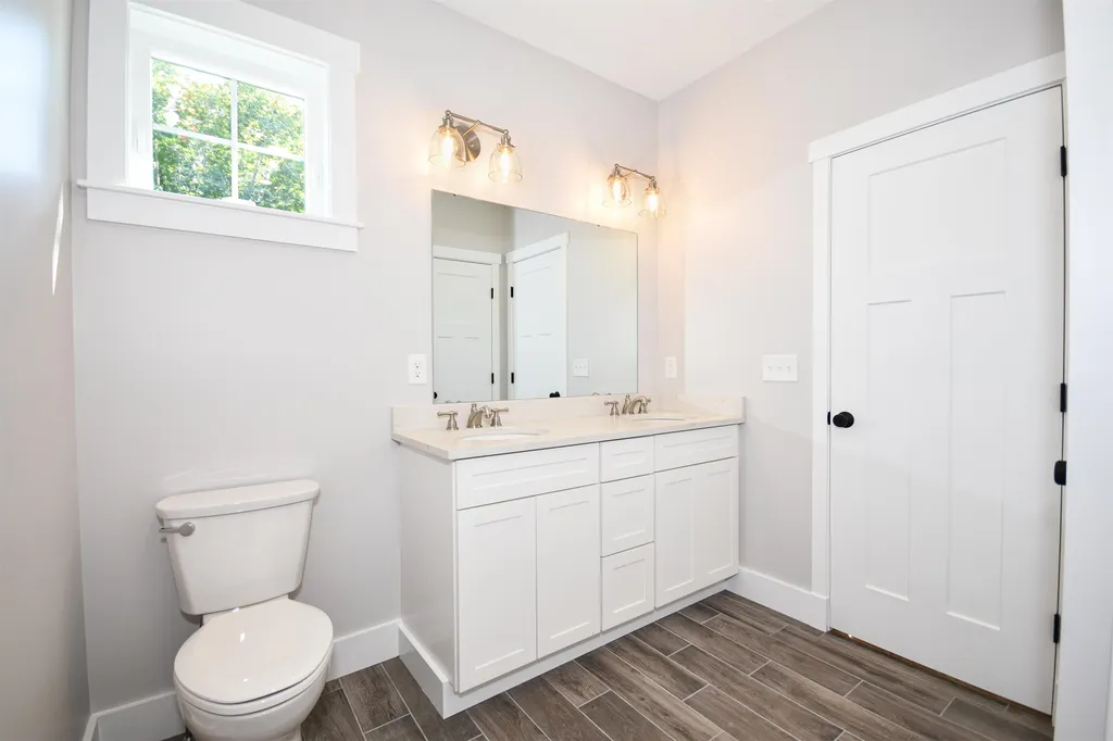 78 Bartlett Avenue Somersworth NH 03878