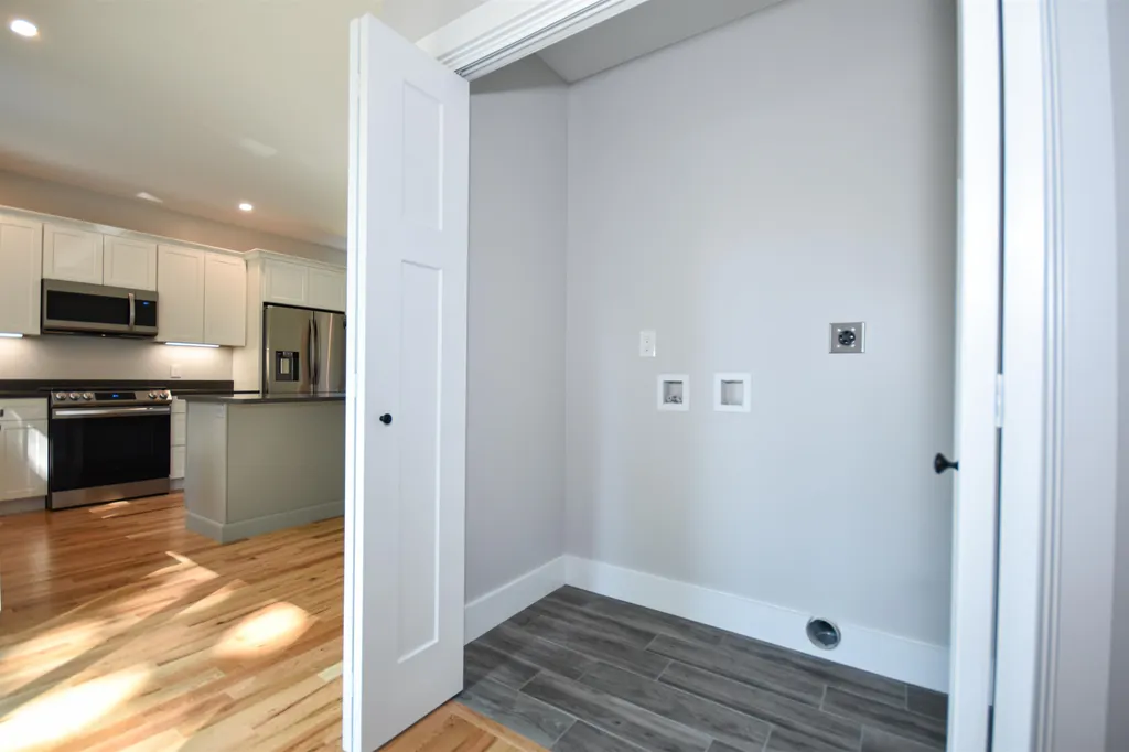 78 Bartlett Avenue Somersworth NH 03878