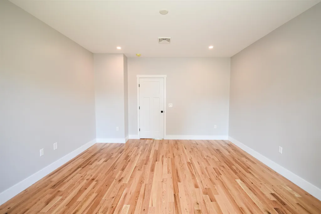 78 Bartlett Avenue Somersworth NH 03878
