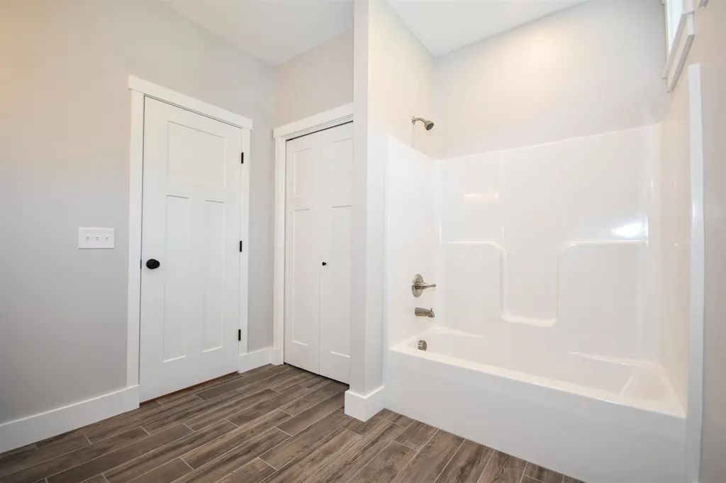 78 Bartlett Avenue Somersworth NH 03878