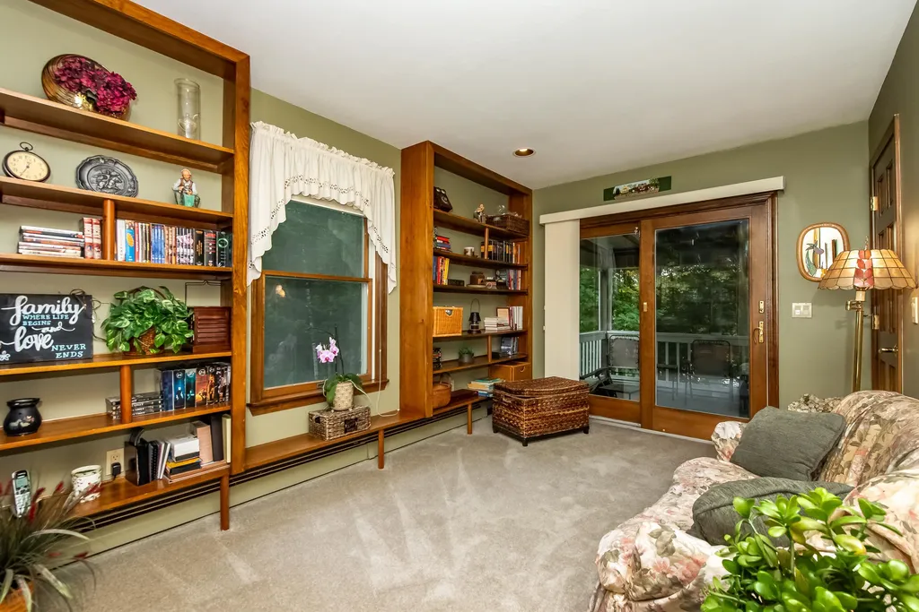 11 Fern Way Madbury NH 03823