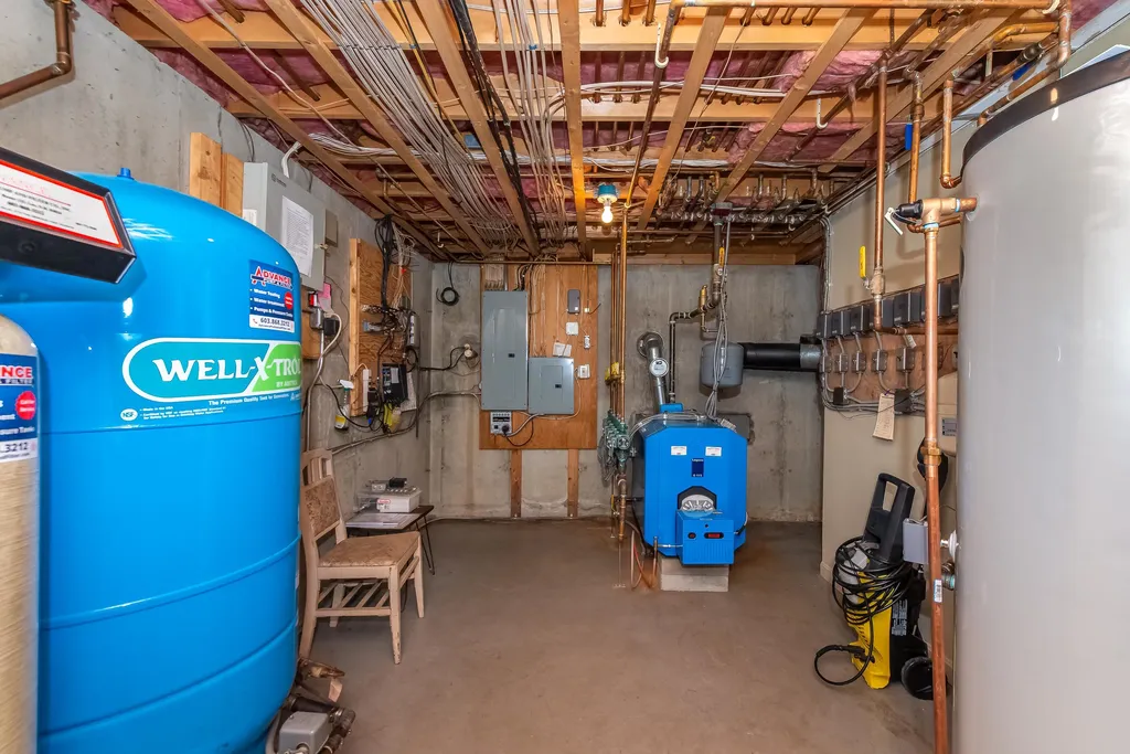 11 Fern Way Madbury NH 03823