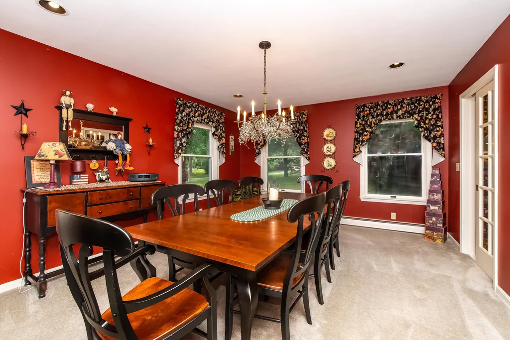 11 Fern Way Madbury NH 03823