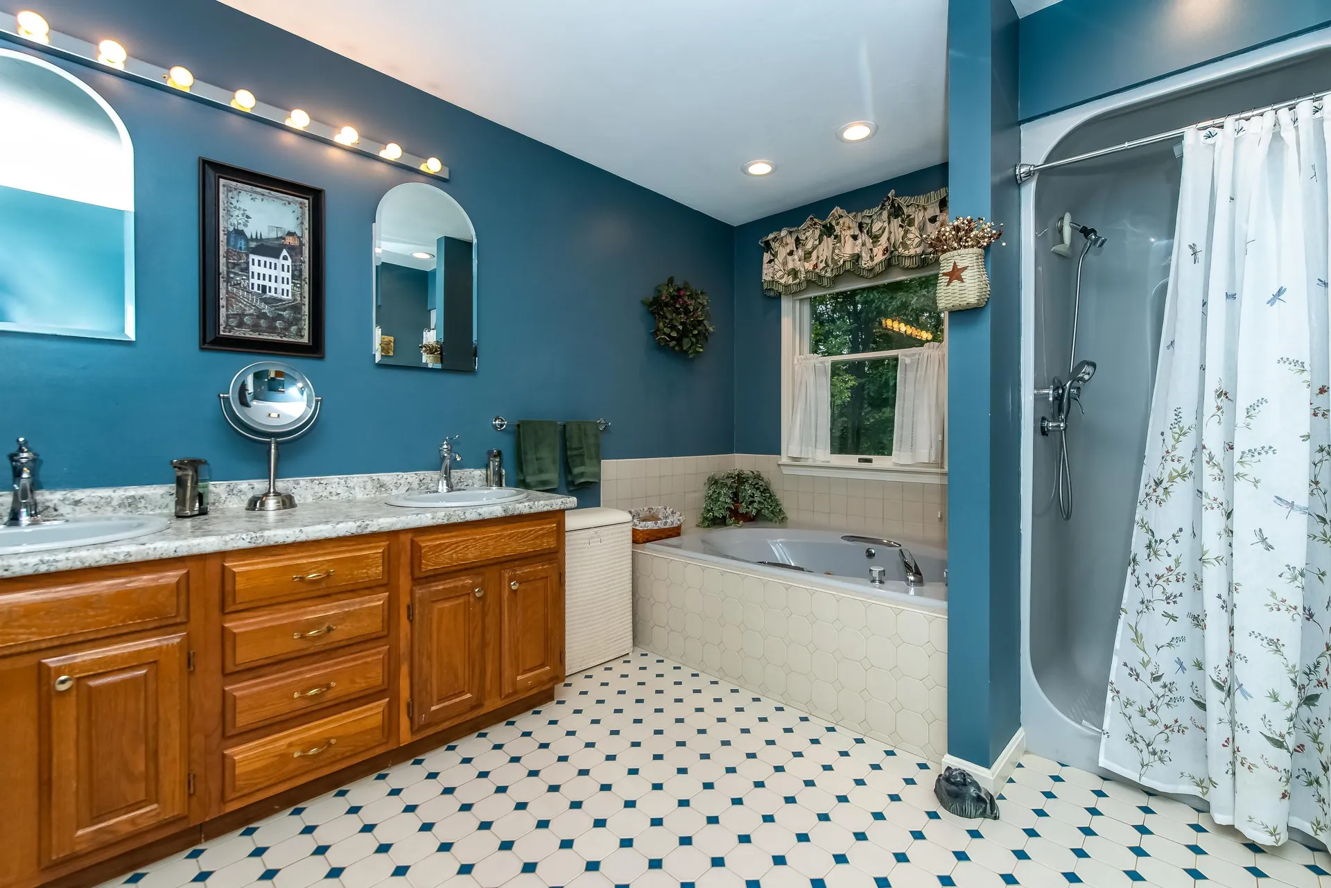 11 Fern Way Madbury NH 03823