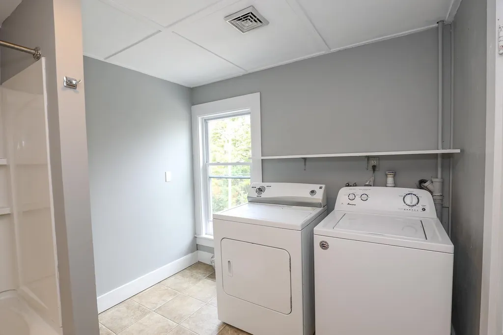 855 Route 103 E Warner NH 03278