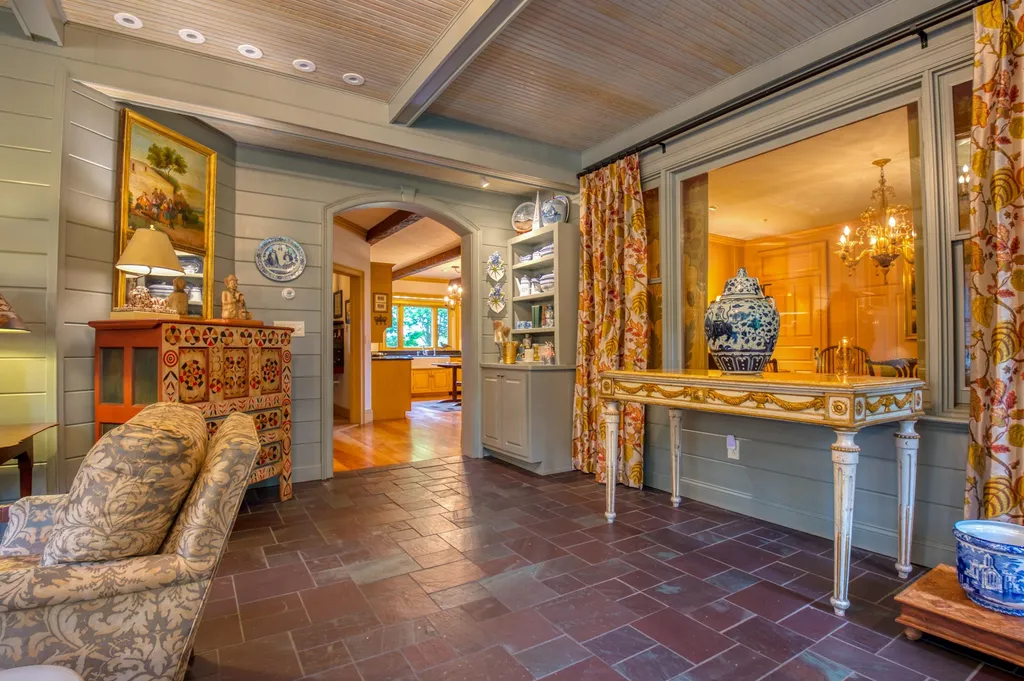475 Jesseman Road Sugar Hill NH 03586