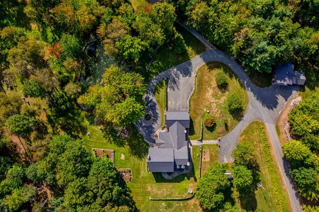 475 Jesseman Road Sugar Hill NH 03586