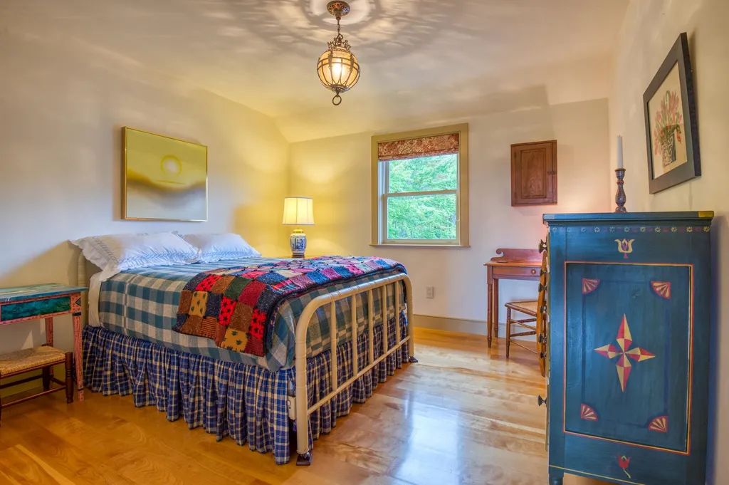 475 Jesseman Road Sugar Hill NH 03586
