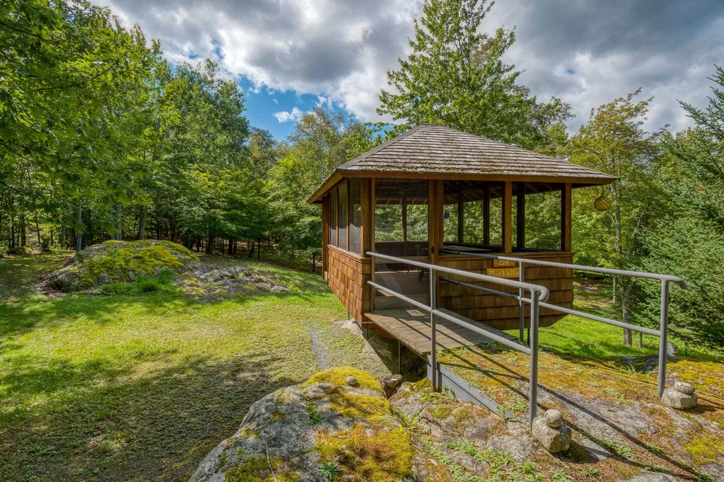 475 Jesseman Road Sugar Hill NH 03586