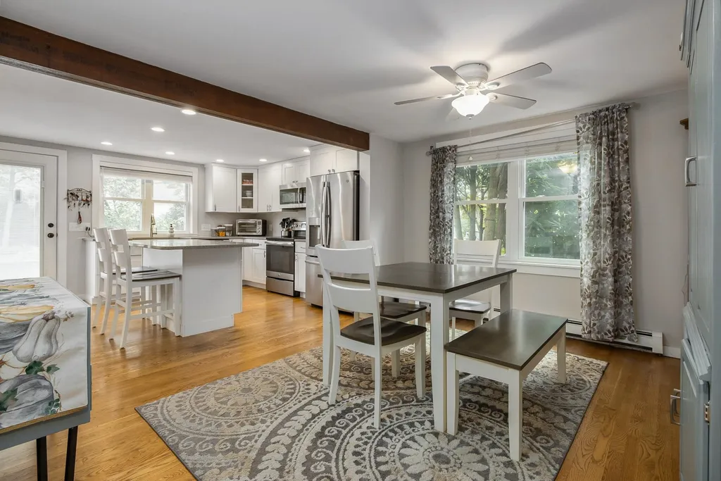 15 Lafayette Terrace North Hampton NH 03862