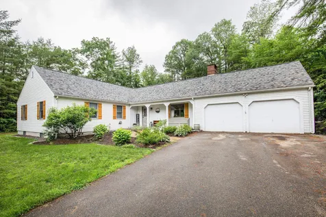 1 Robindale Circle Gilford NH 03249