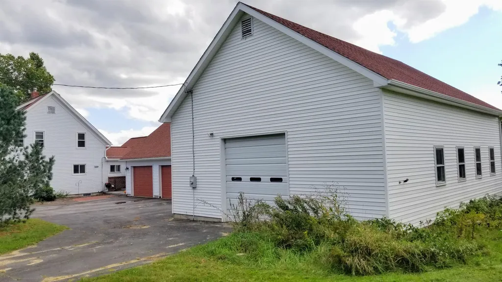 213 Bear Hill Road Chichester NH 03258