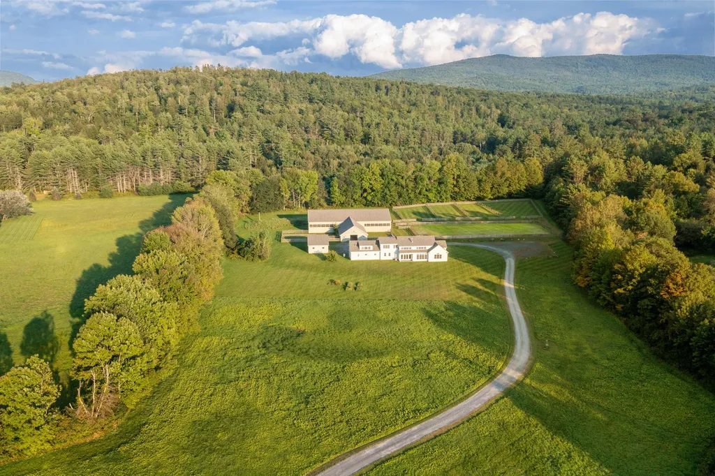 39 Tranquil Brook Lane Hanover NH 03755