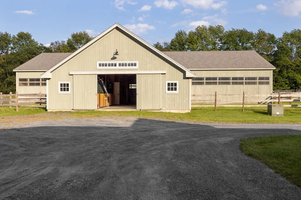 39 Tranquil Brook Lane Hanover NH 03755