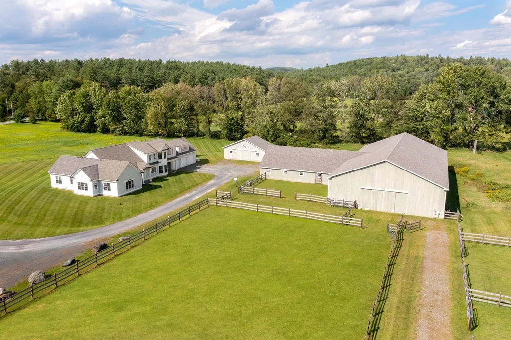 39 Tranquil Brook Lane Hanover NH 03755