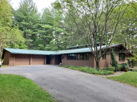 59 Kipling Road Brattleboro VT 05301