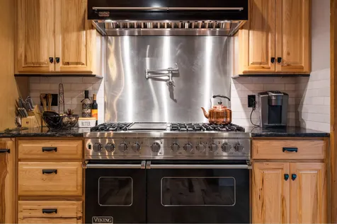 78 Amesbury Road Newton NH 03858