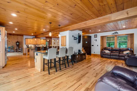 78 Amesbury Road Newton NH 03858
