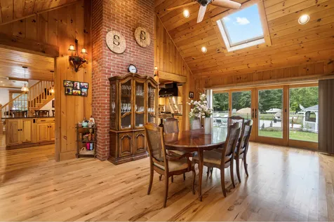 78 Amesbury Road Newton NH 03858