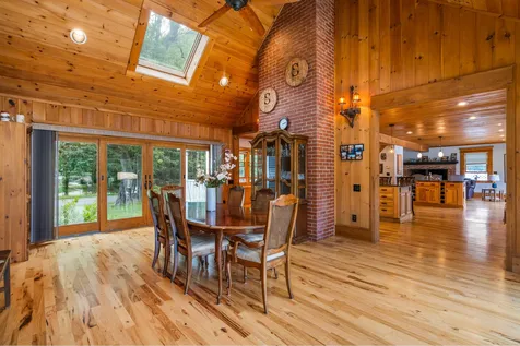 78 Amesbury Road Newton NH 03858