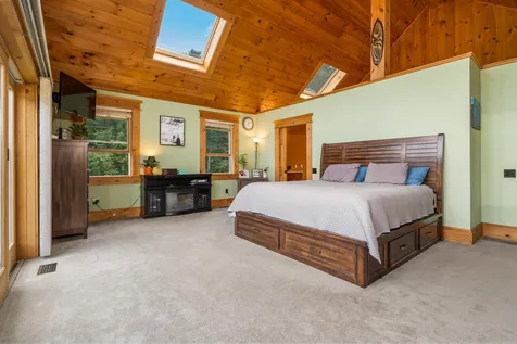 78 Amesbury Road Newton NH 03858