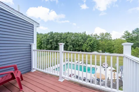 78 Amesbury Road Newton NH 03858