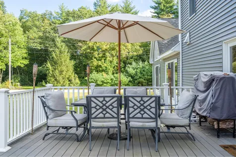 78 Amesbury Road Newton NH 03858