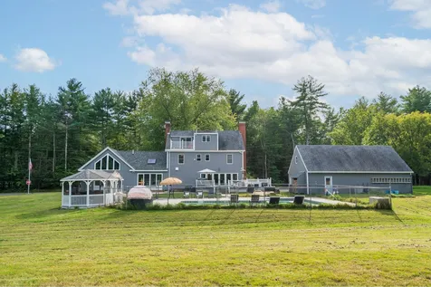 78 Amesbury Road Newton NH 03858