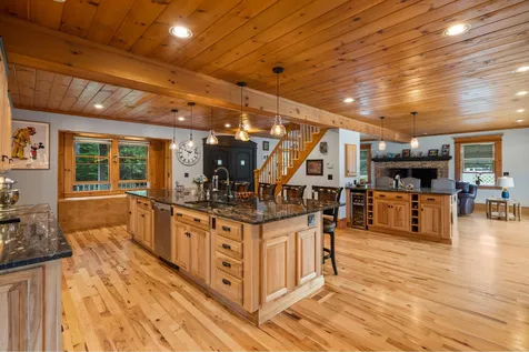 78 Amesbury Road Newton NH 03858