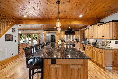 78 Amesbury Road Newton NH 03858