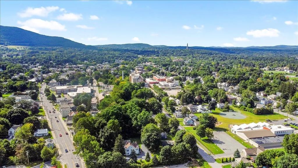 722 Main Street Bennington VT 05201