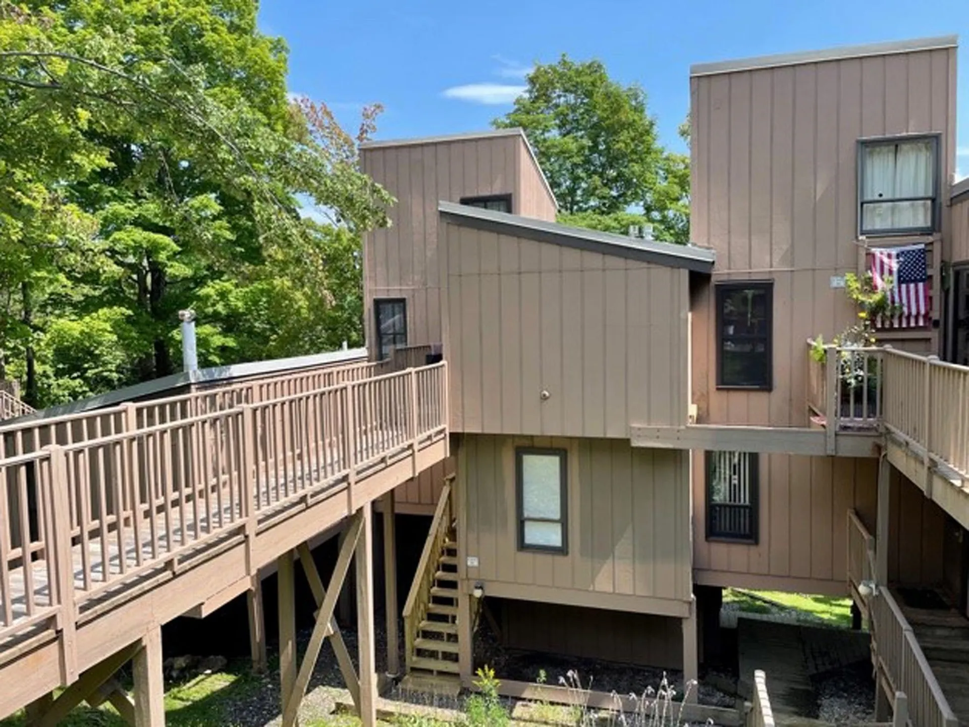 116 Middle Earth Drive Warren VT 05674