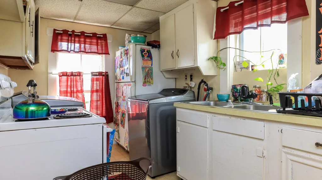 4 Beacon Court Nashua NH 03064