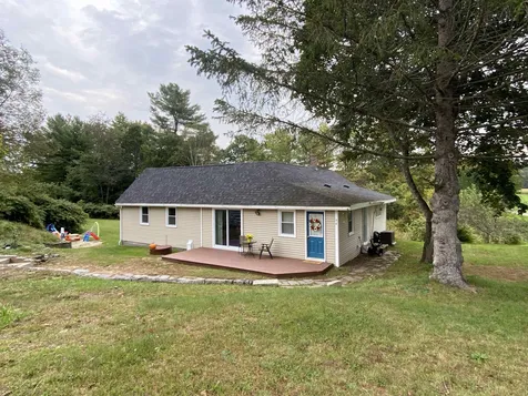 94 South Winchester Street Swanzey NH 03446